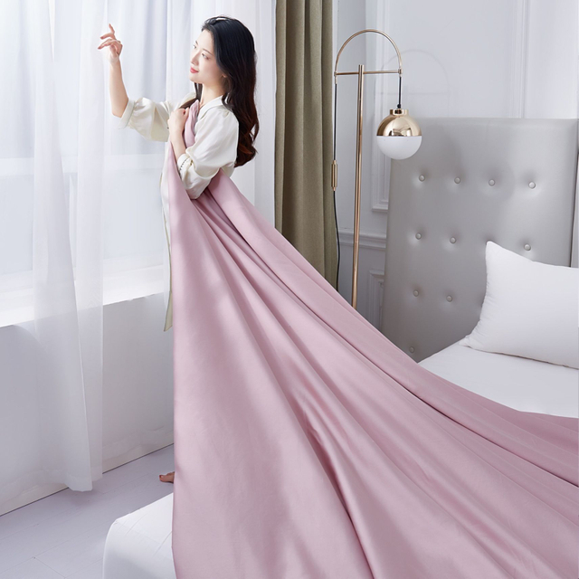 Couette de courtepointe en soie d'orchidée