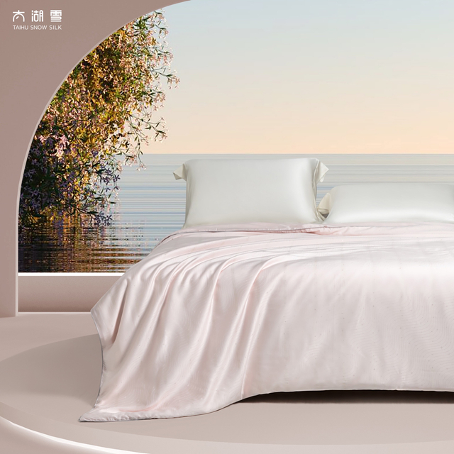 Vente en gros OEKO-Tex 100% couette d'été rose mûrier nouveau design couette d'été sensation de fraîcheur couette fine en soie