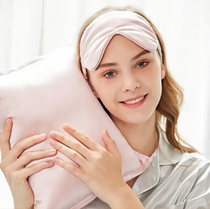Ensemble oreiller de voyage portable en soie et masque pour les yeux en soie pour voyage