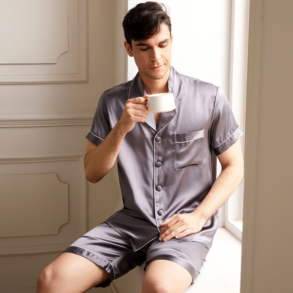 Ensemble de pyjama court classique en soie pour hommes